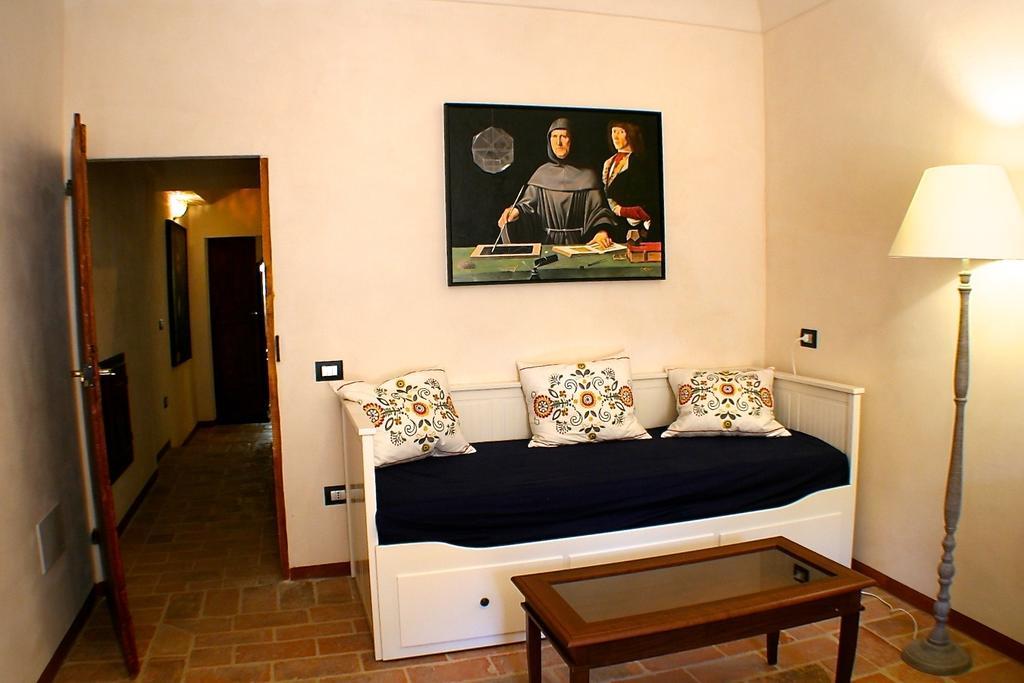 Torricini Skyline Bed & Breakfast Urbino Room photo